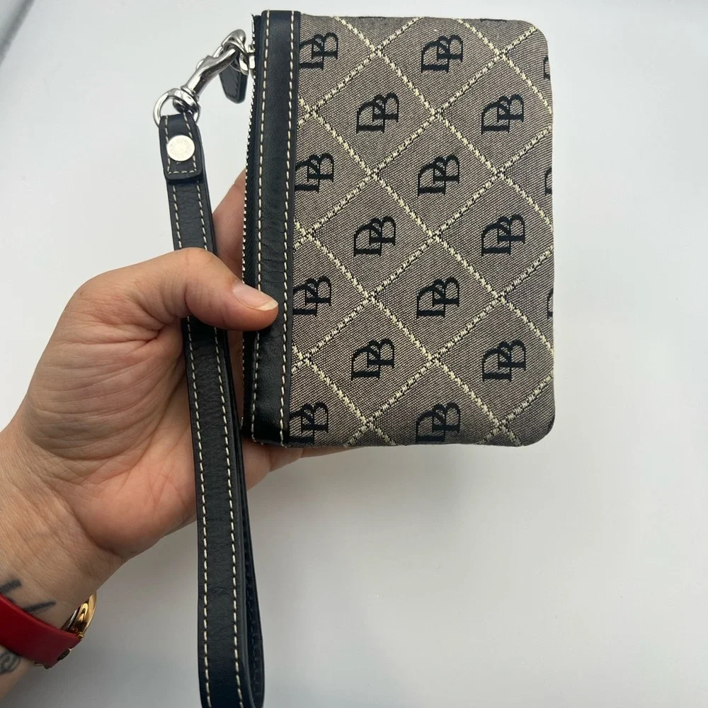 Dooney & Bourke Black and gray Logo Wristlet - Picture 2 of 3